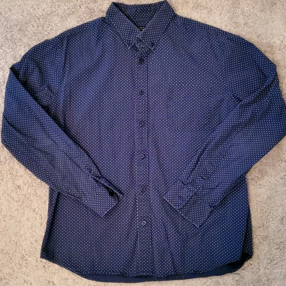 MOSSIMO SHIRT